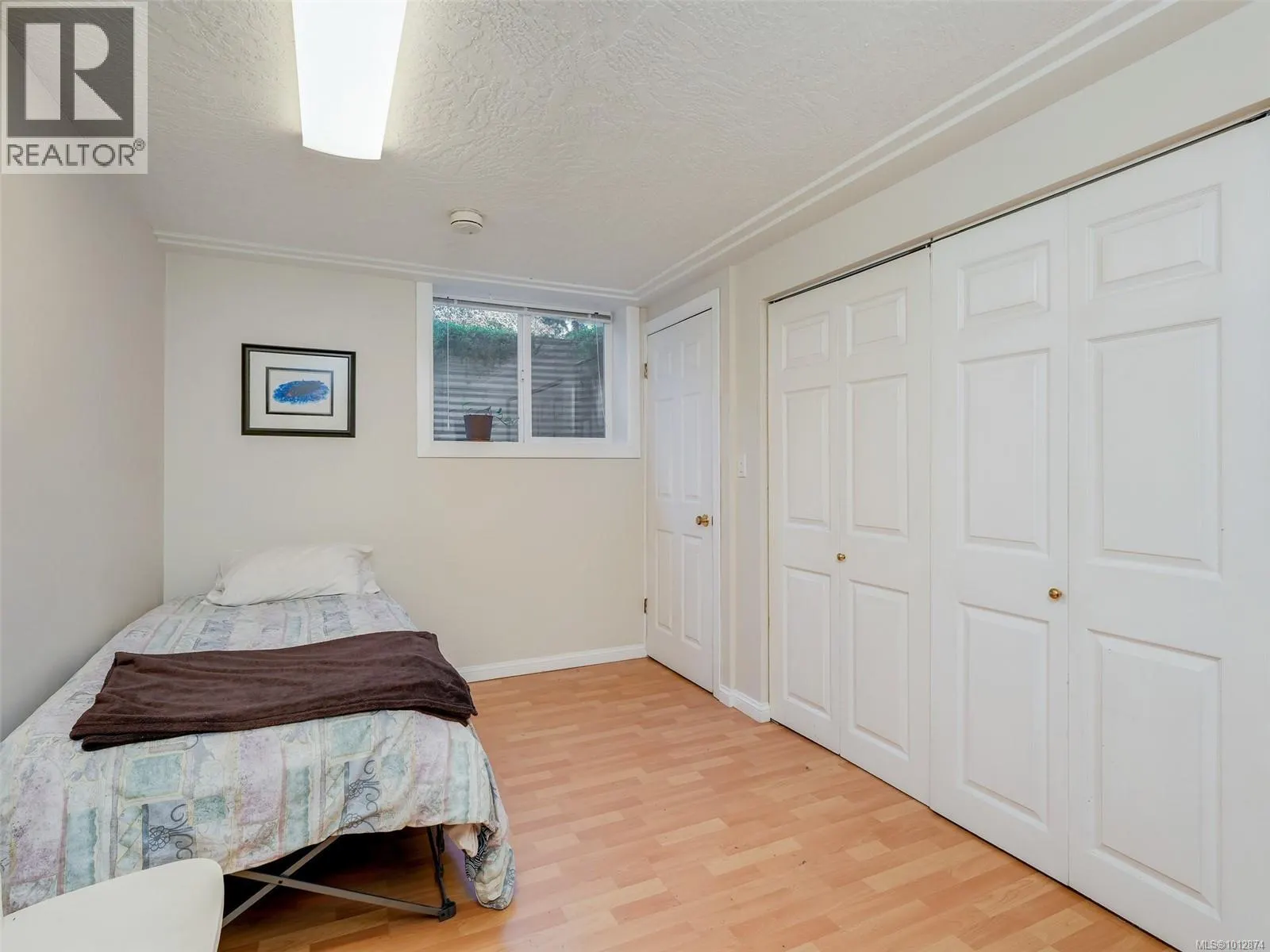537 Fargo Pl