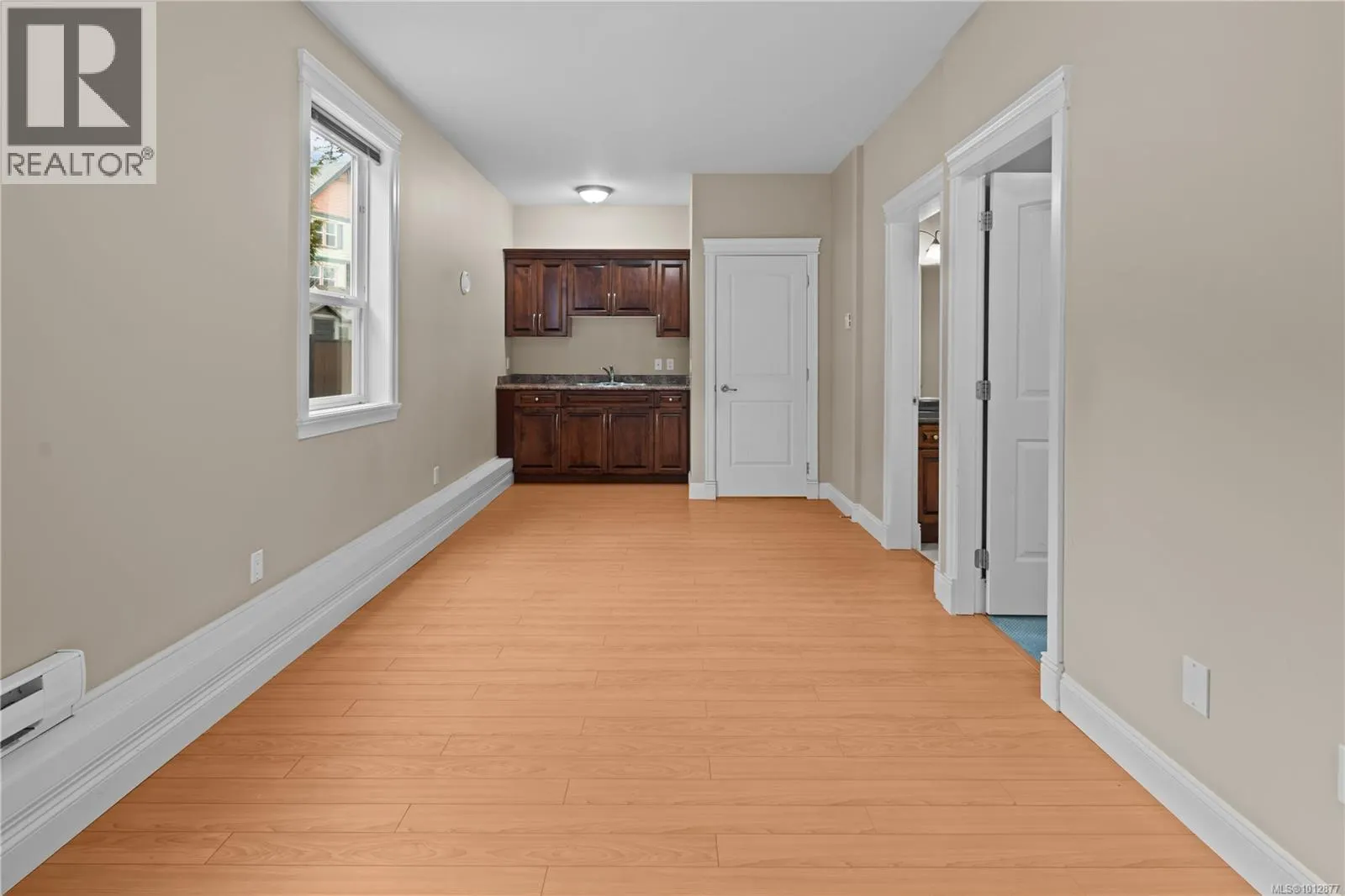 3261 Willshire Dr