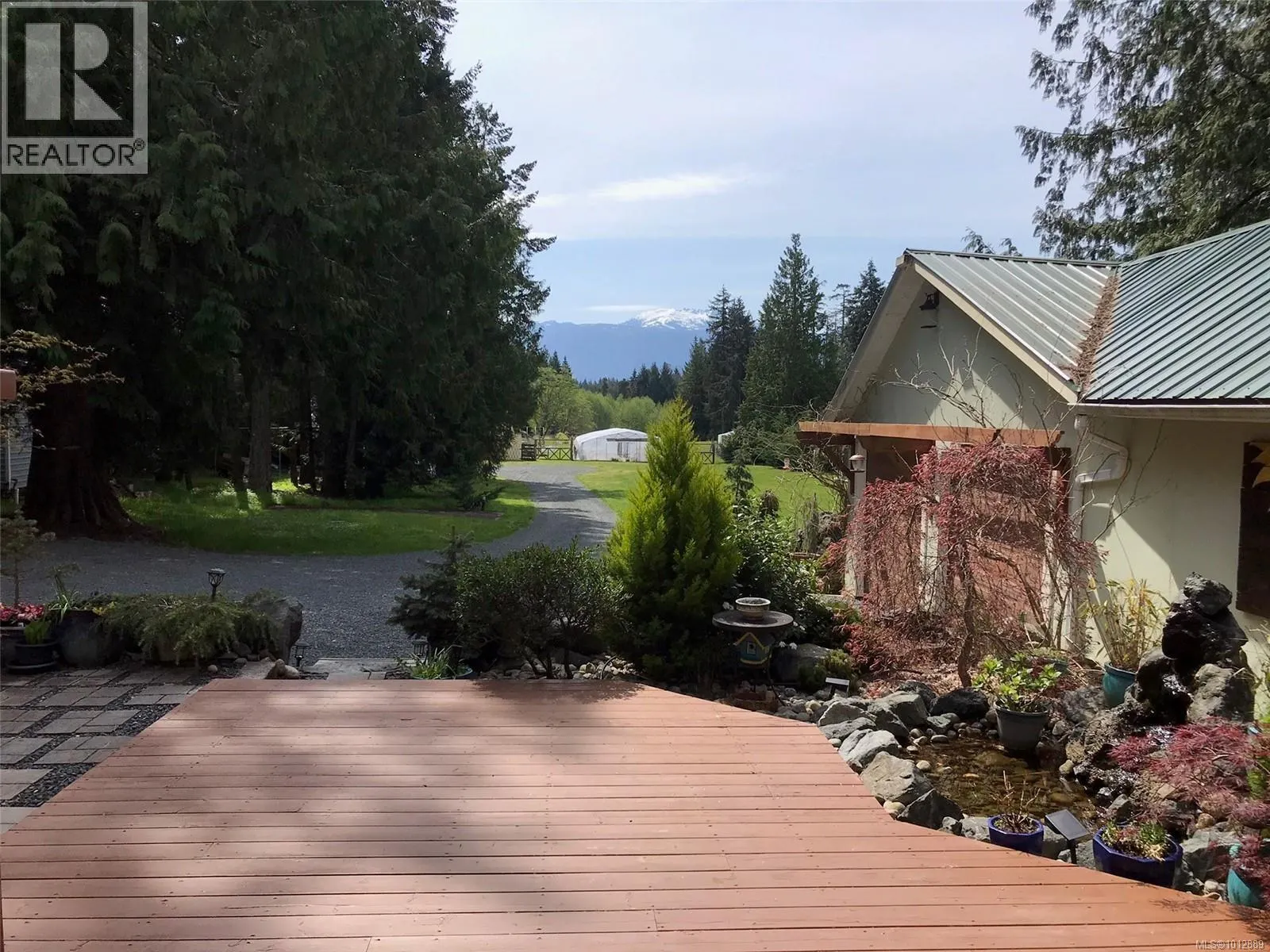4800 Island Hwy W