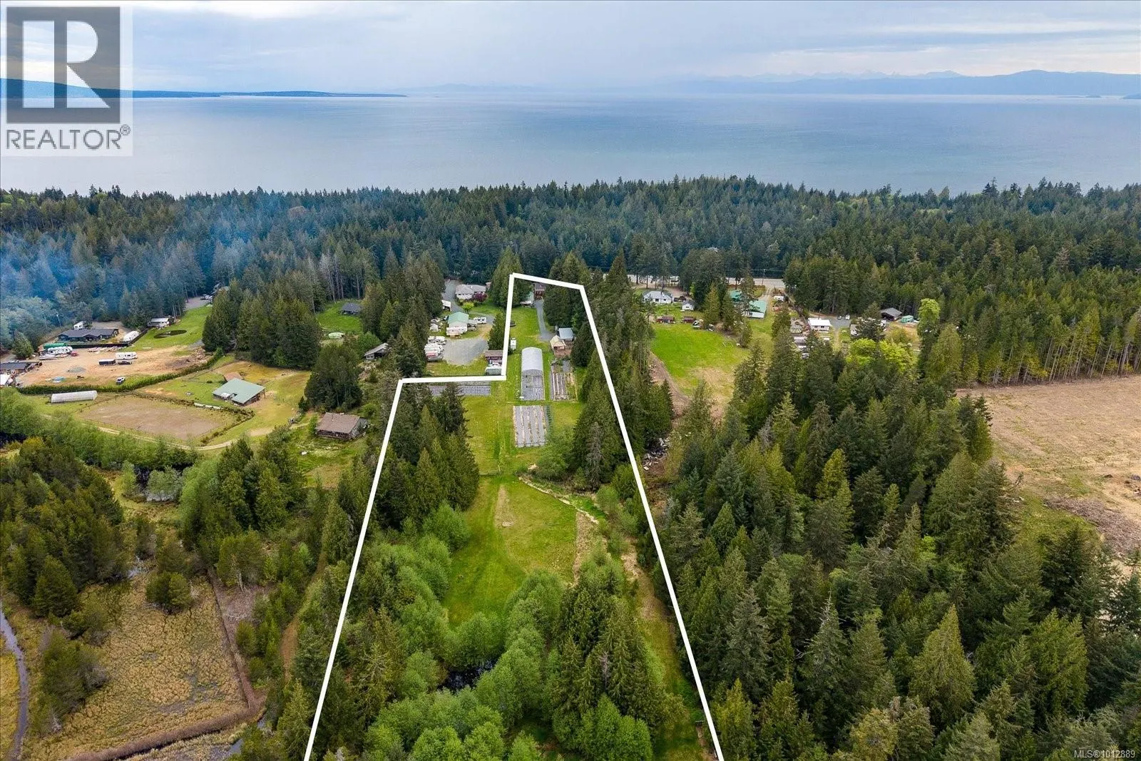 4800 Island Hwy W