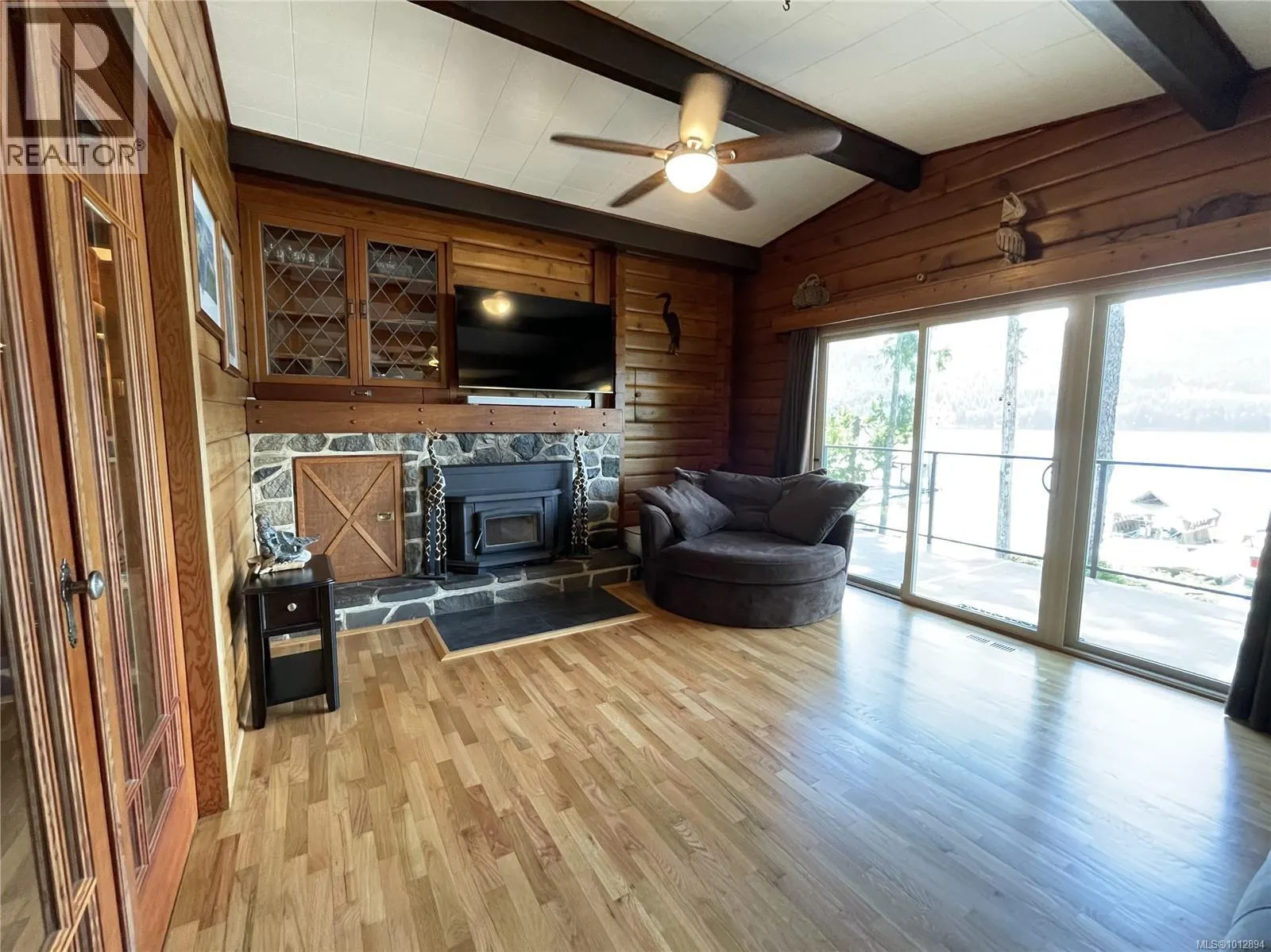 8856 Stirling Arm Dr