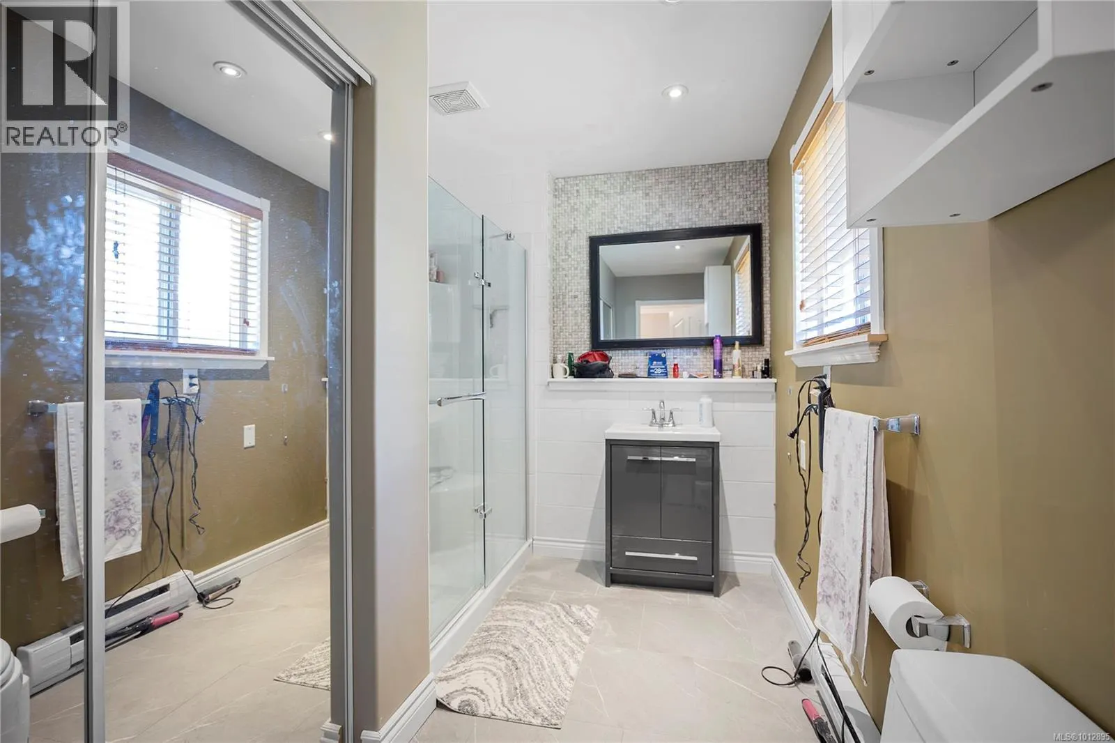 2188 Lark Cres