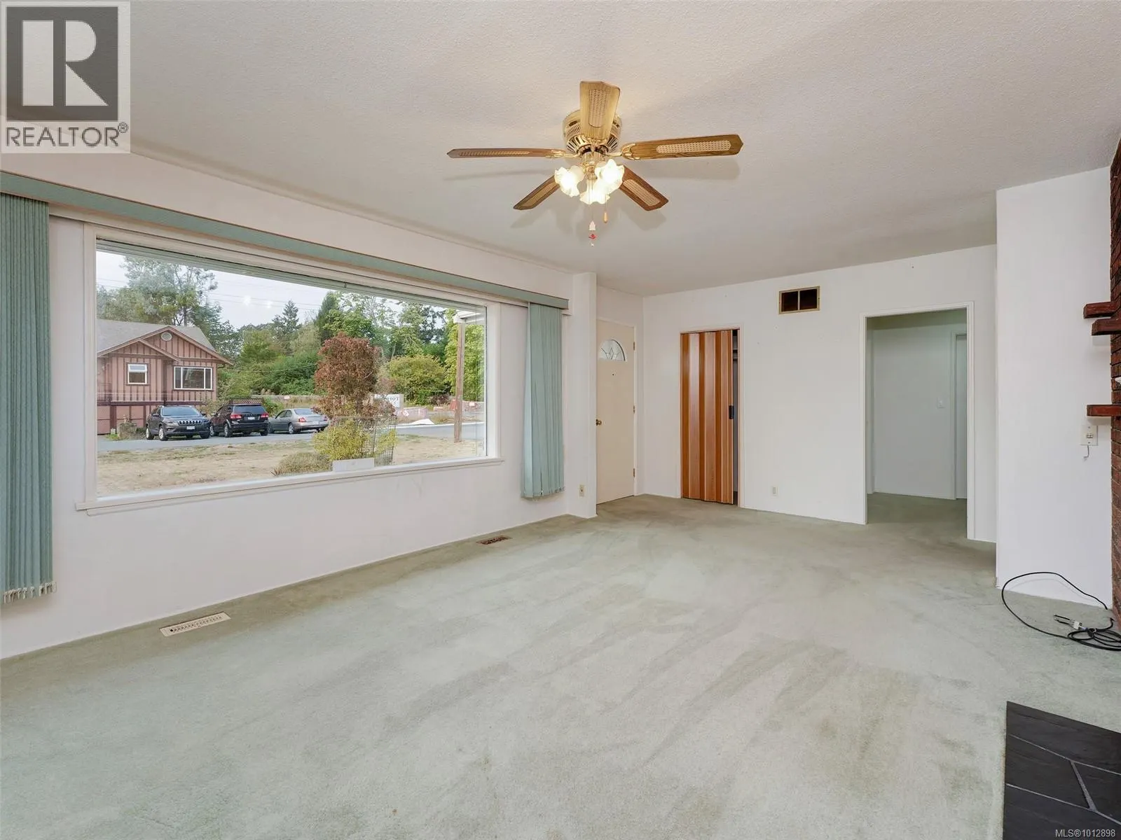 840 Jasmine Ave