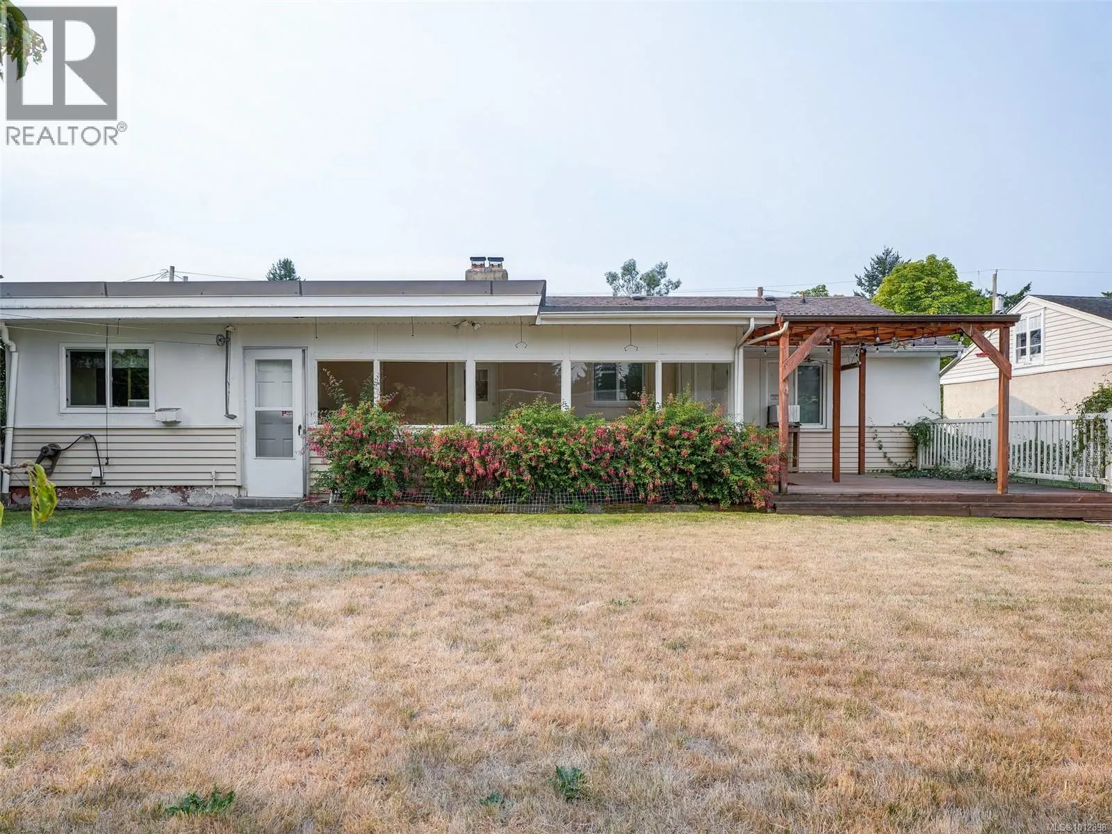 840 Jasmine Ave