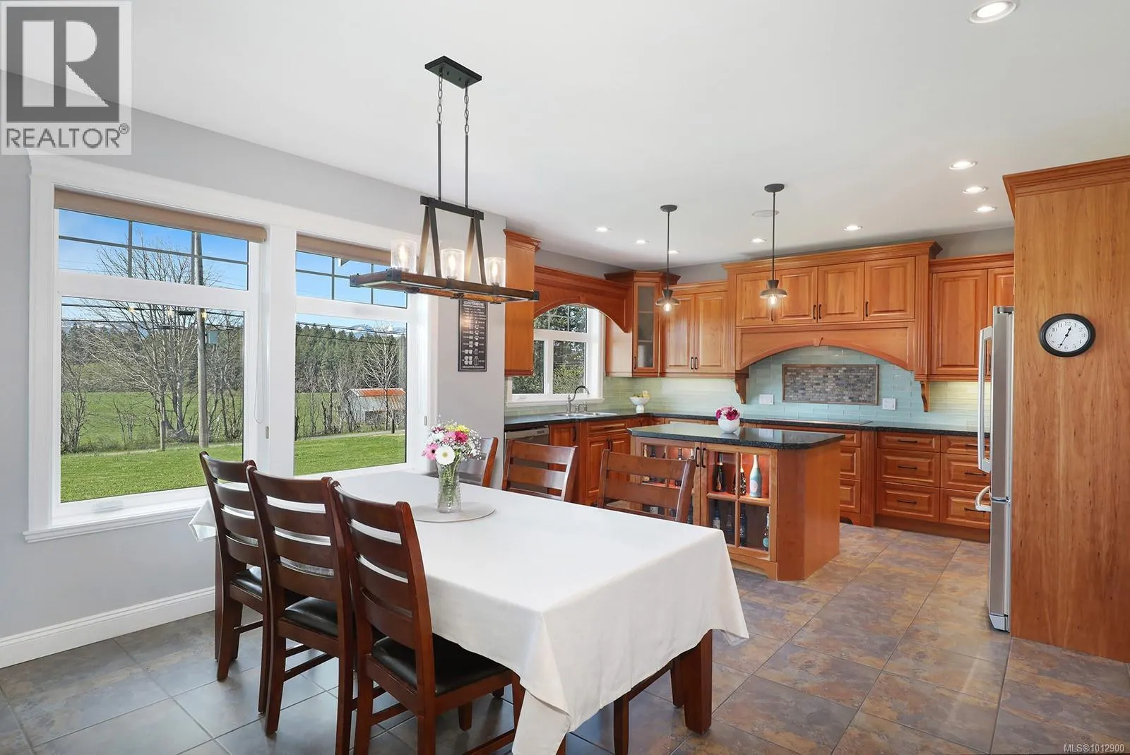 2495 Graham Rd