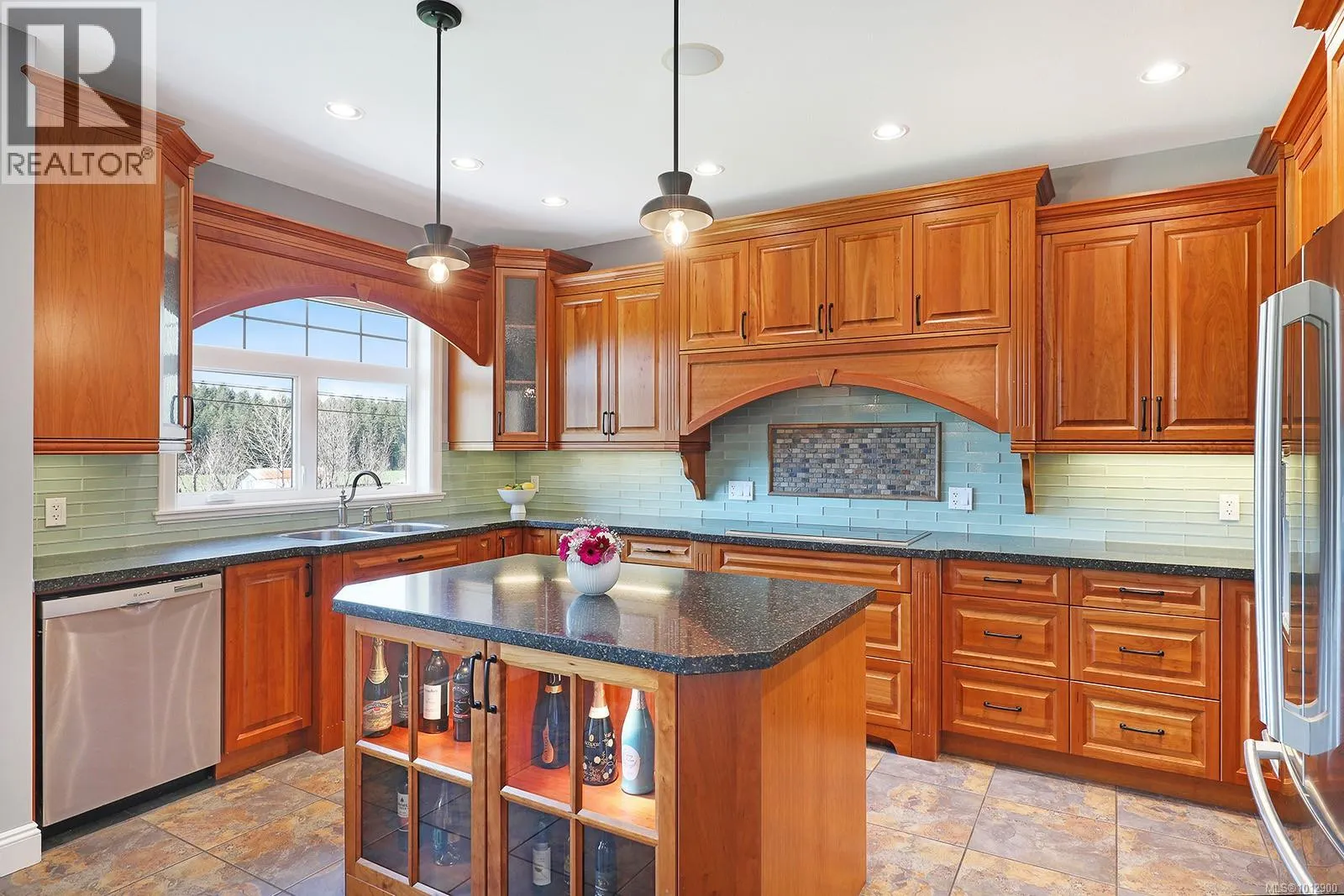 2495 Graham Rd
