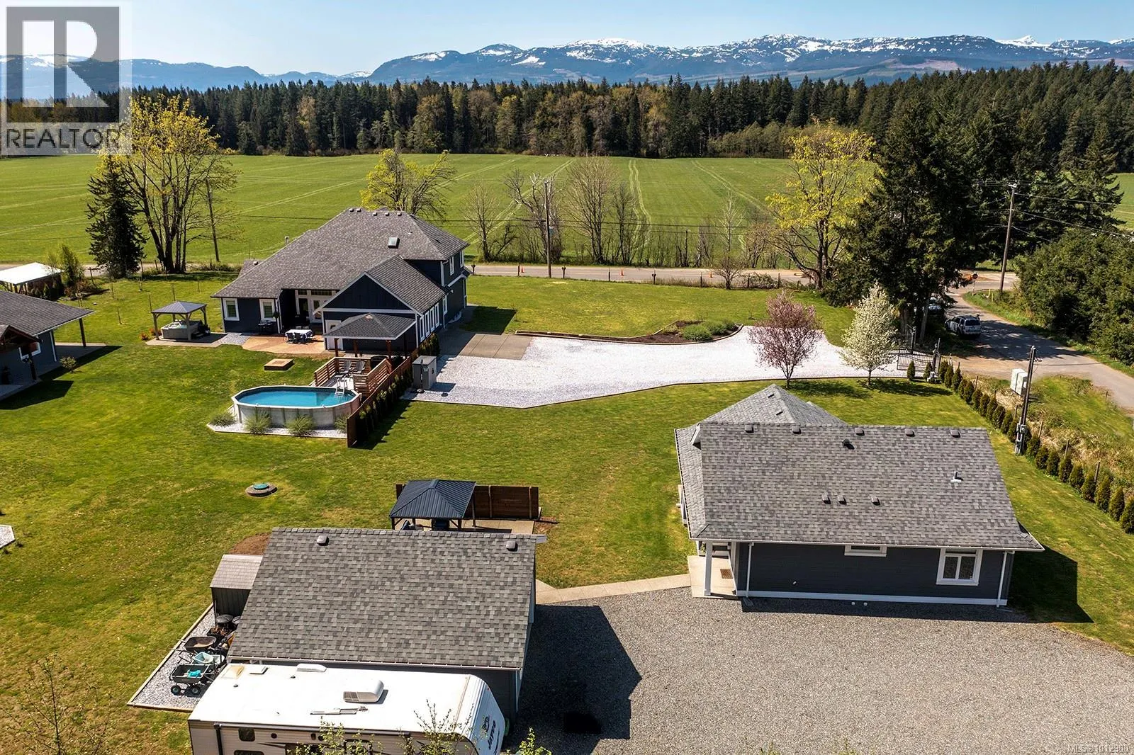 2495 Graham Rd