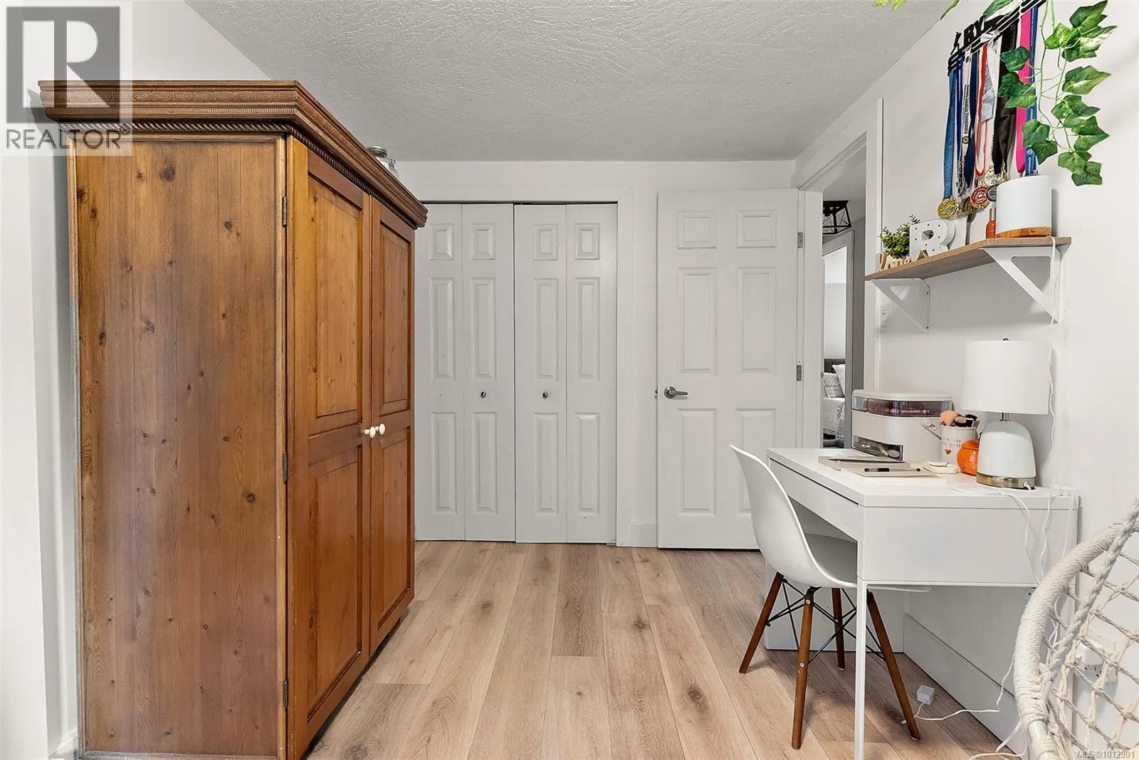 2123 Sarita Rd