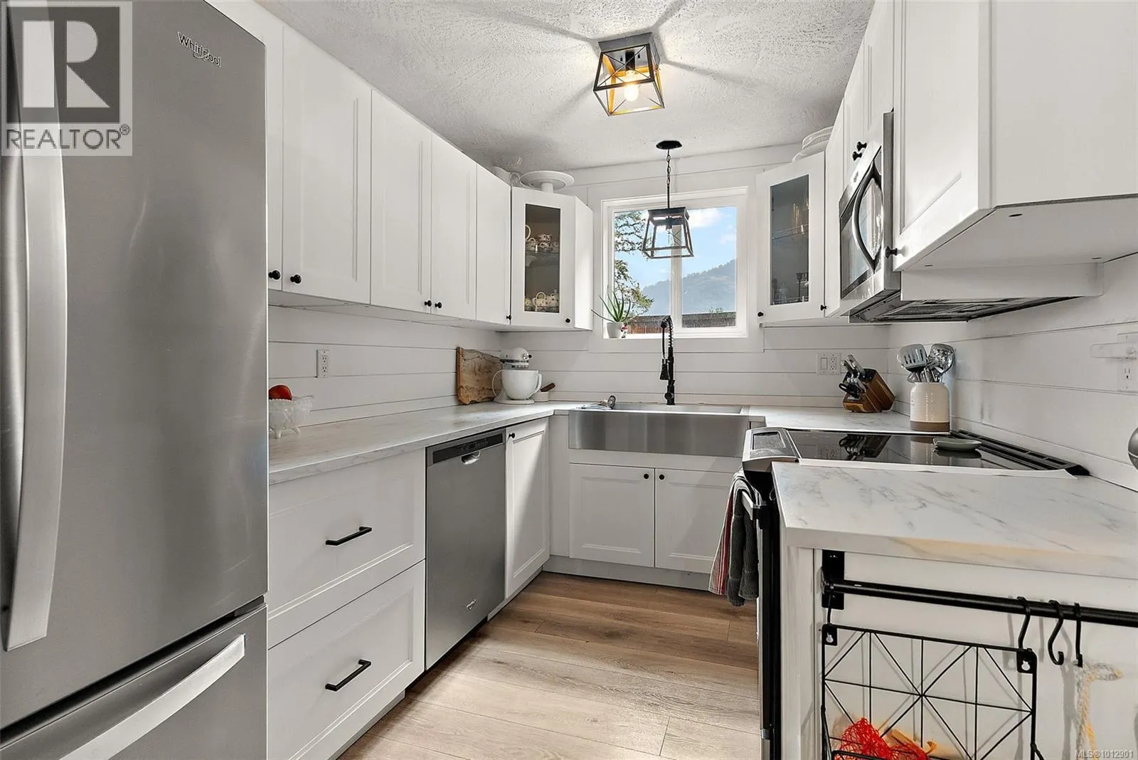 2123 Sarita Rd