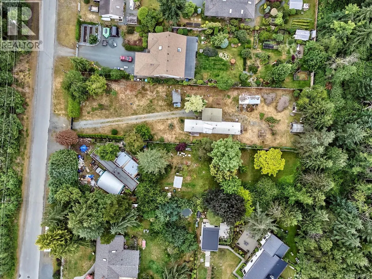 2320 Nanoose Rd