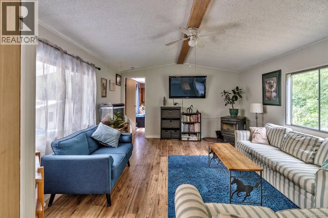 2320 Nanoose Rd