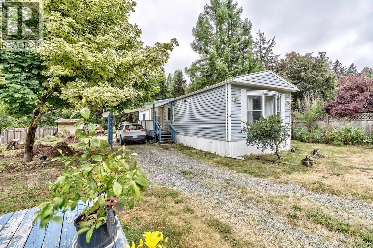 2320 Nanoose Rd