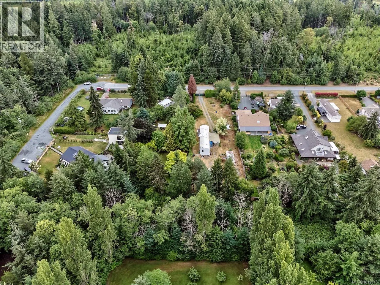 2320 Nanoose Rd
