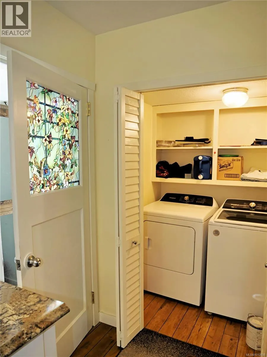 481 Lambert Ave