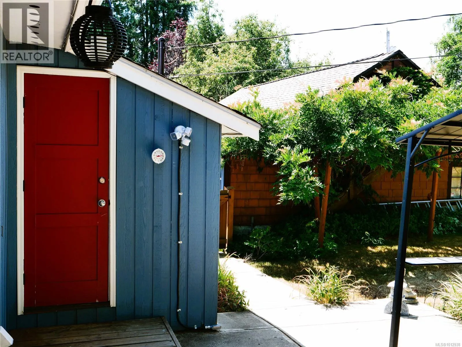 481 Lambert Ave