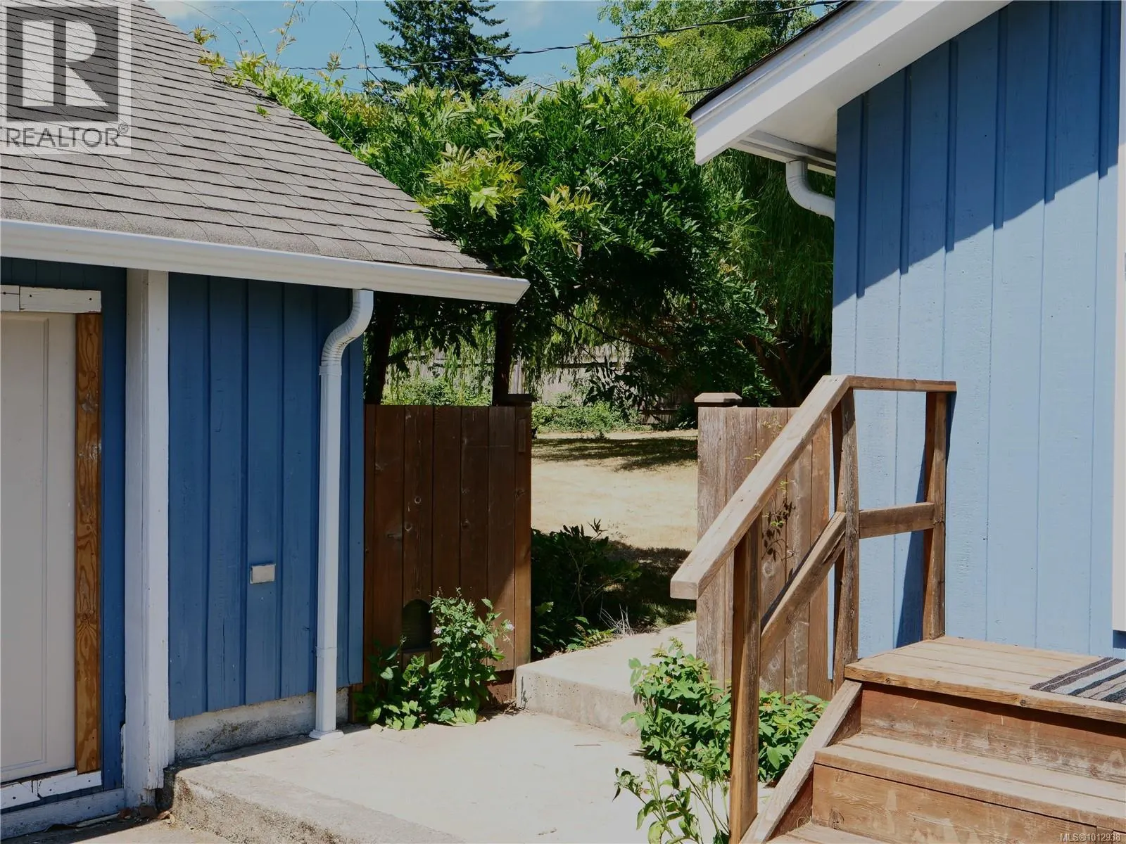 481 Lambert Ave