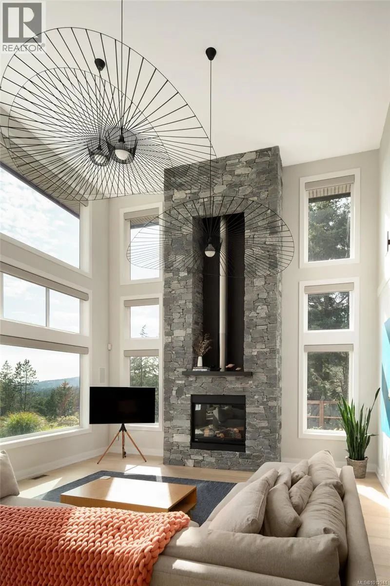 5335 Basinview Hts