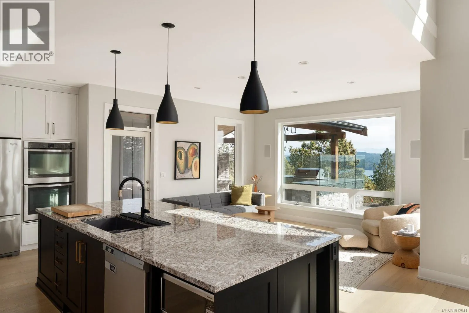 5335 Basinview Hts