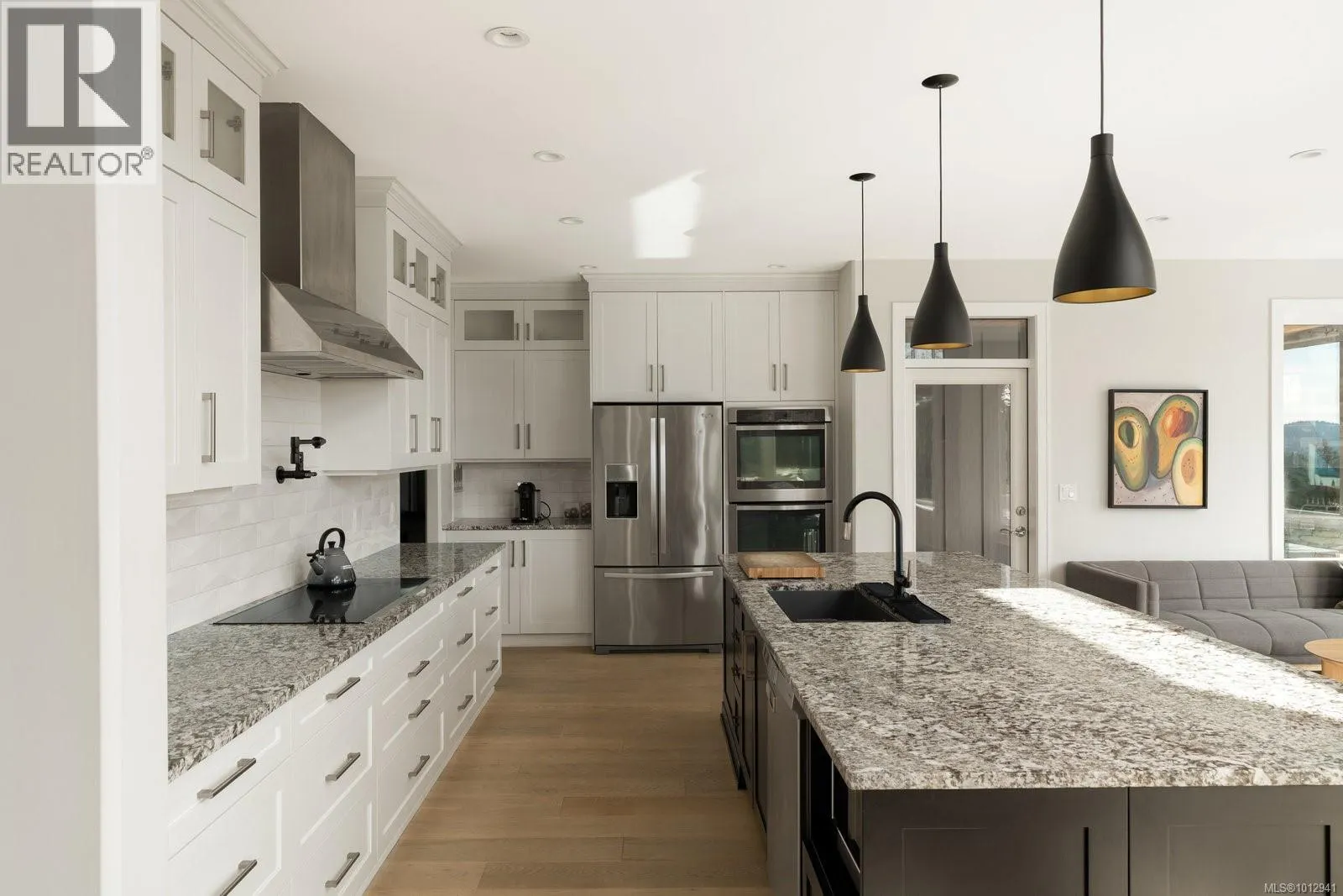 5335 Basinview Hts