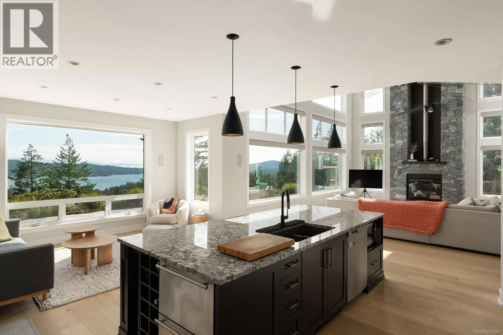 5335 Basinview Hts
