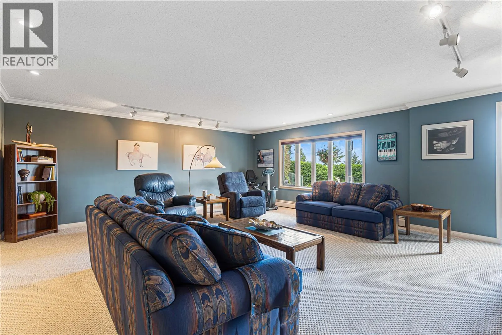3817 Hammond Bay Rd