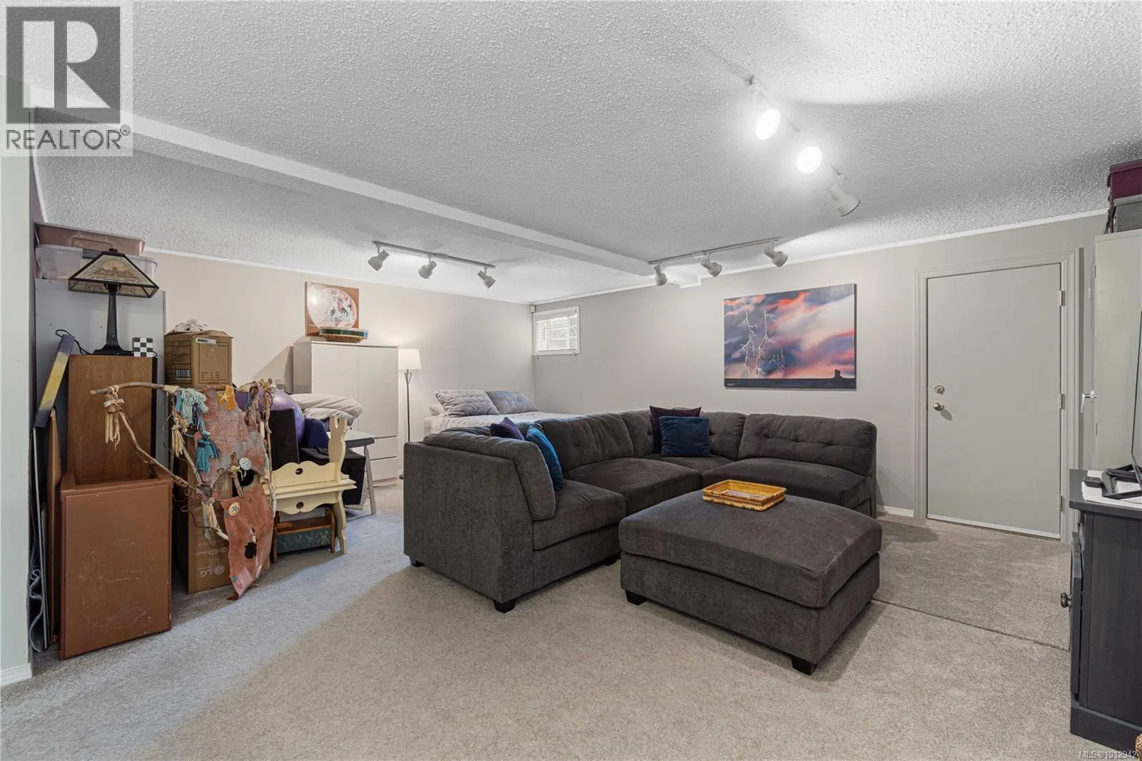 3817 Hammond Bay Rd