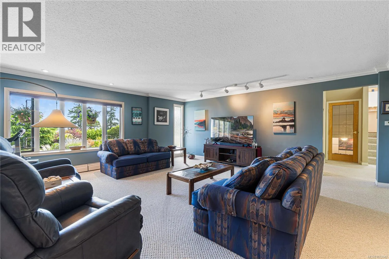 3817 Hammond Bay Rd