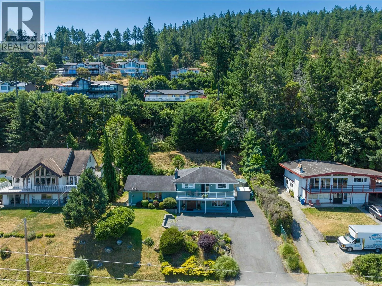 3817 Hammond Bay Rd