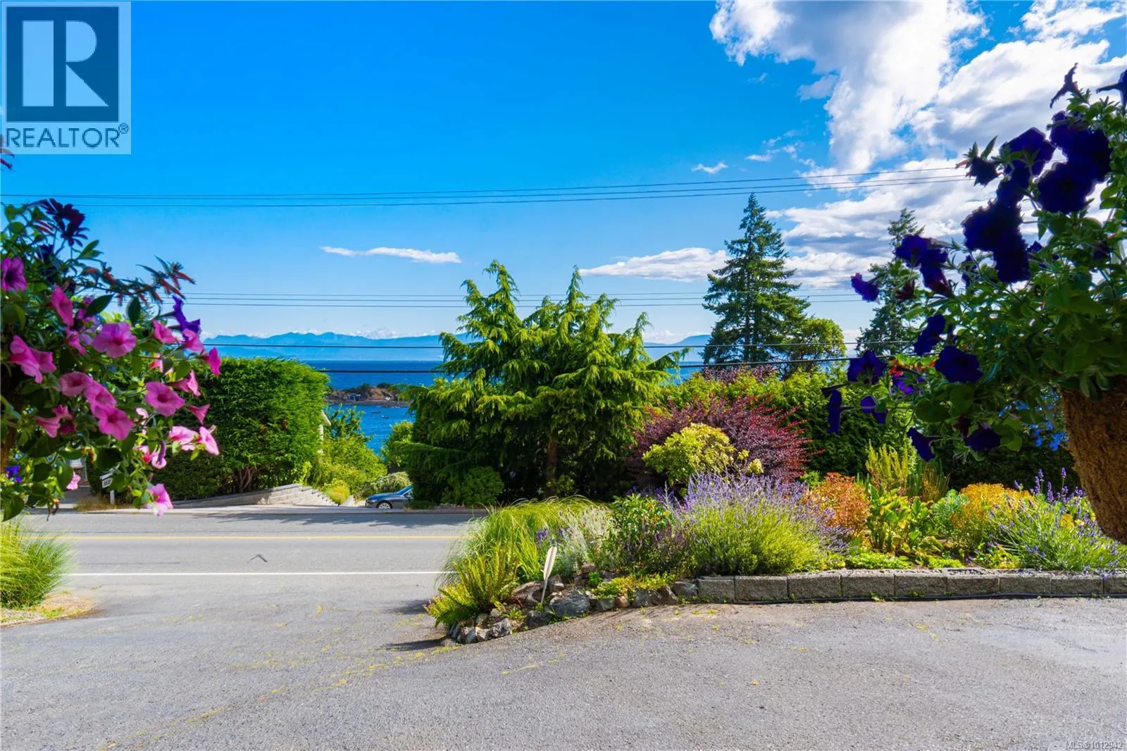 3817 Hammond Bay Rd