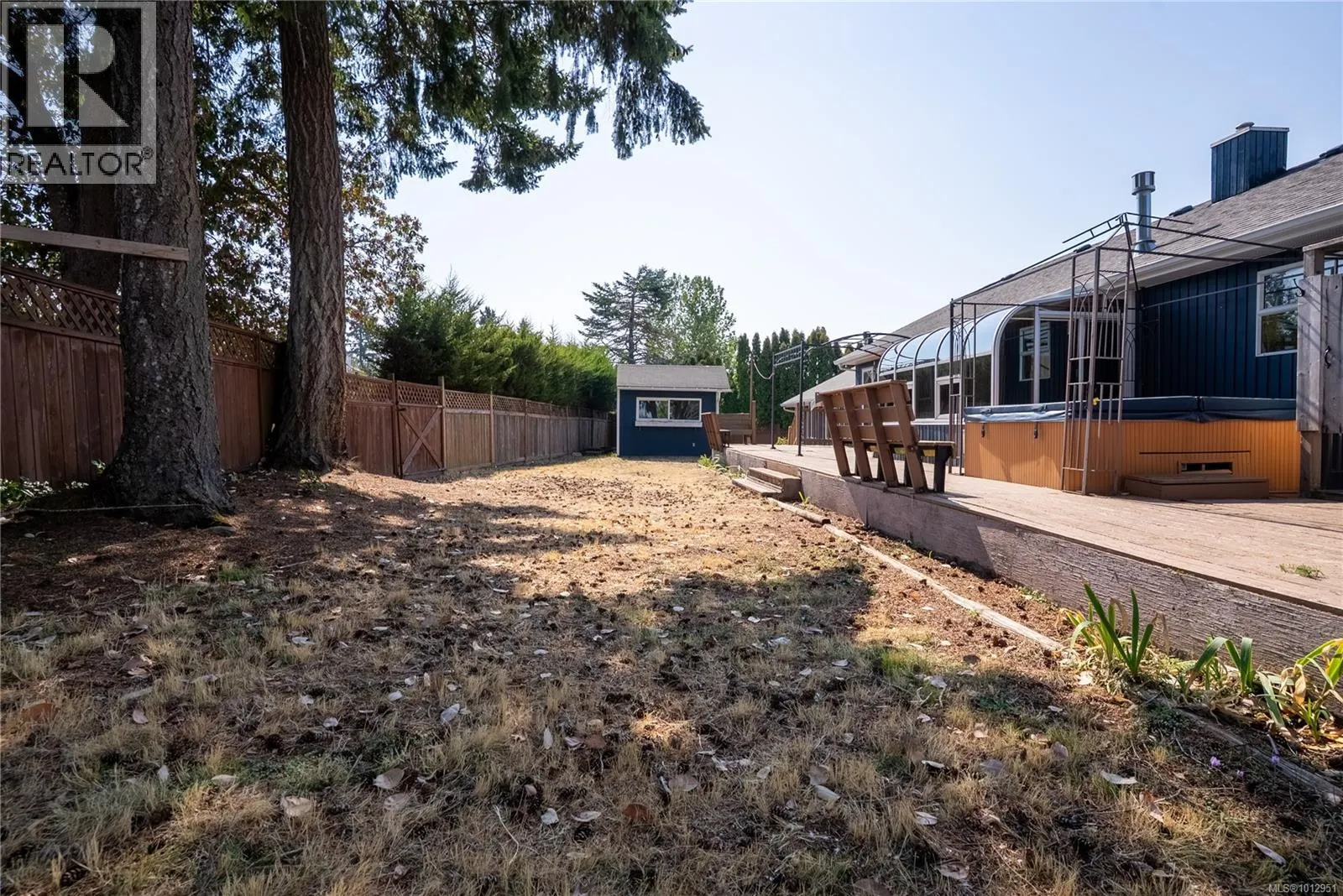 6108 Whitney Pl