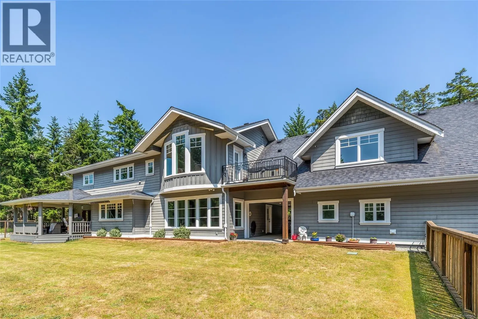 2200 Honey Wulff Close