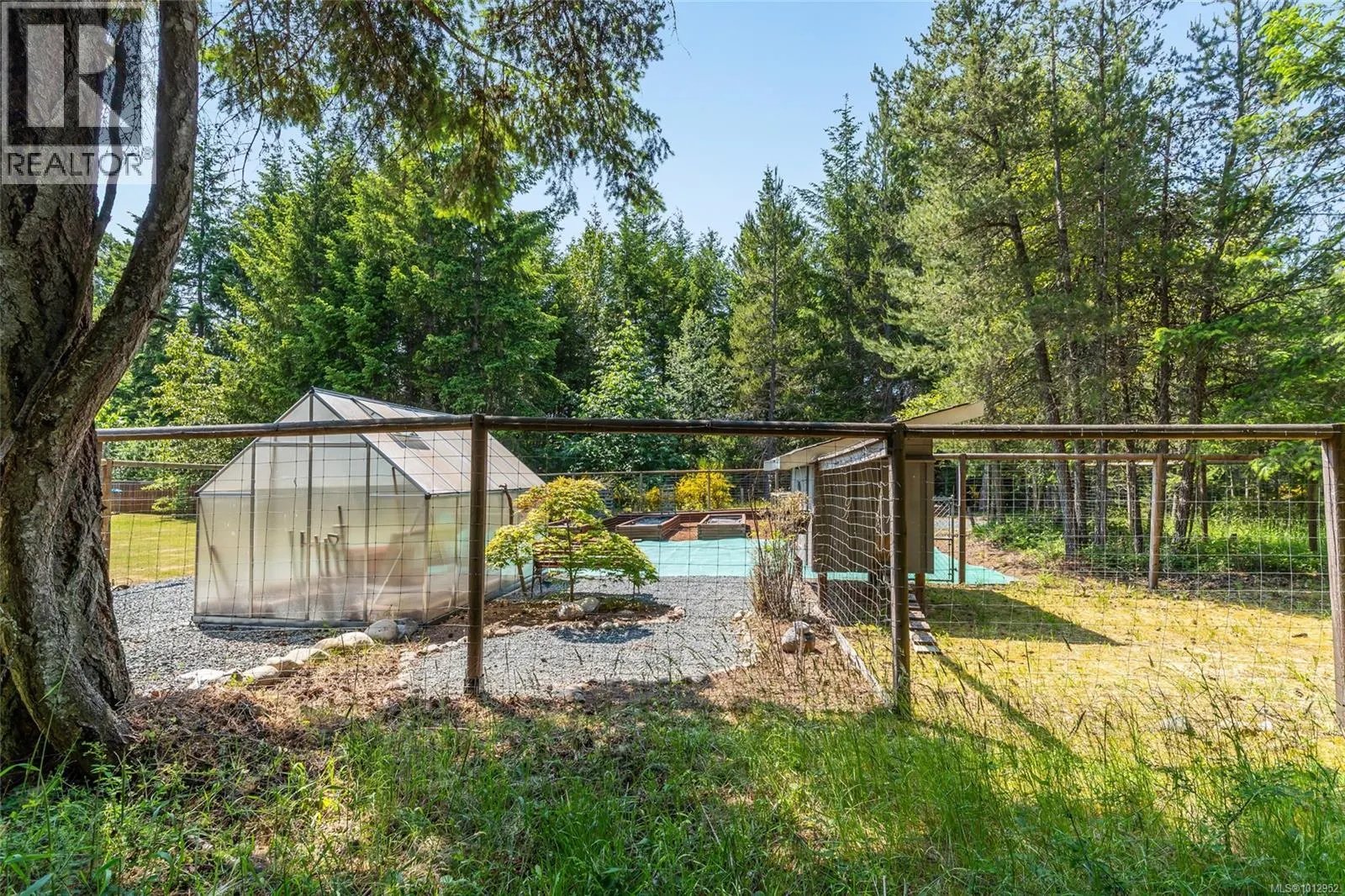 2200 Honey Wulff Close