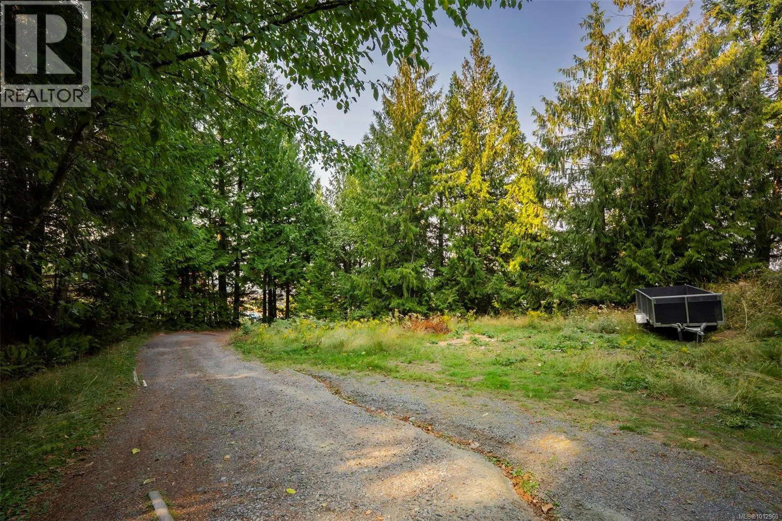 5207 Lost Lake Rd