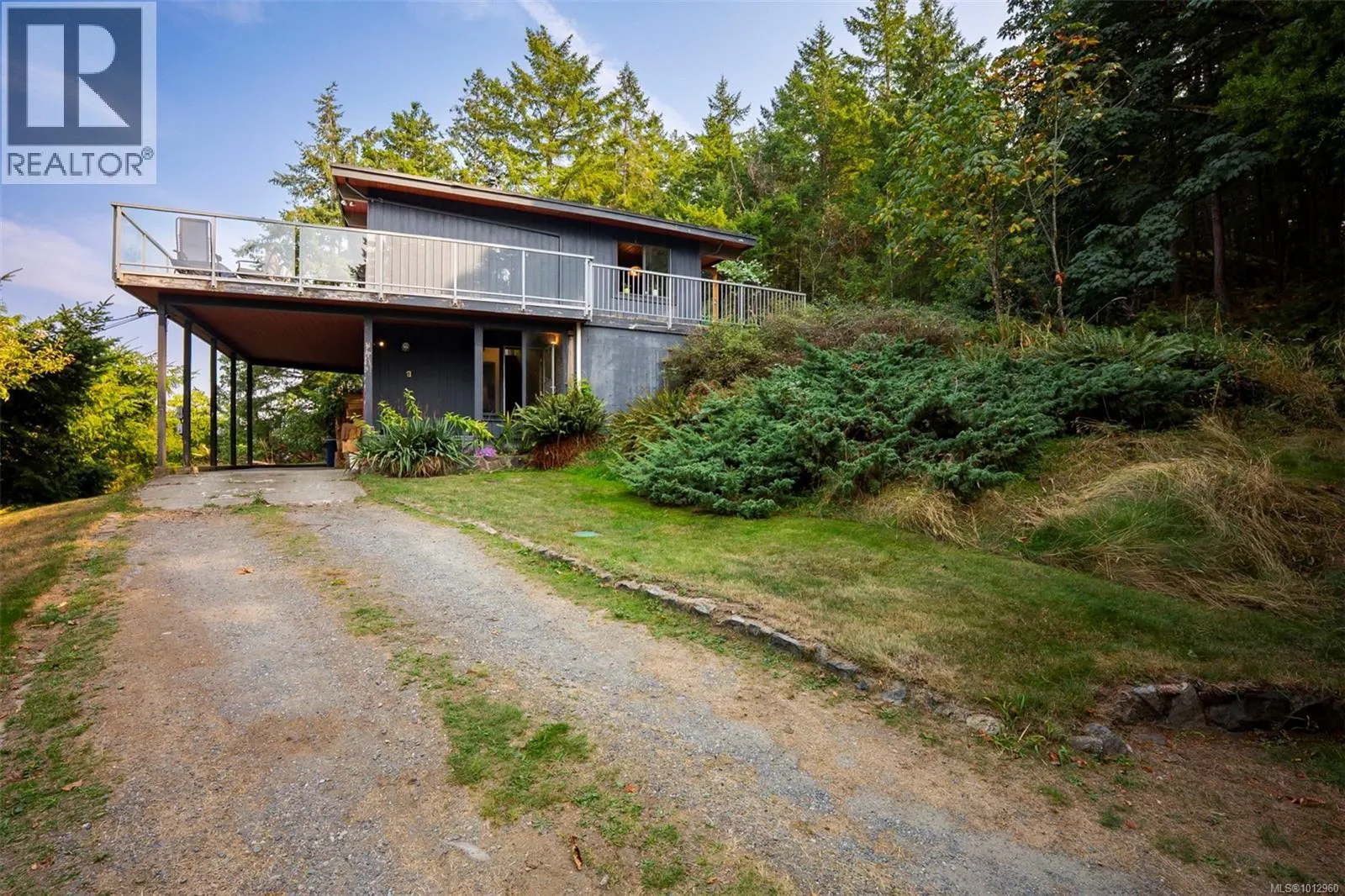 5207 Lost Lake Rd