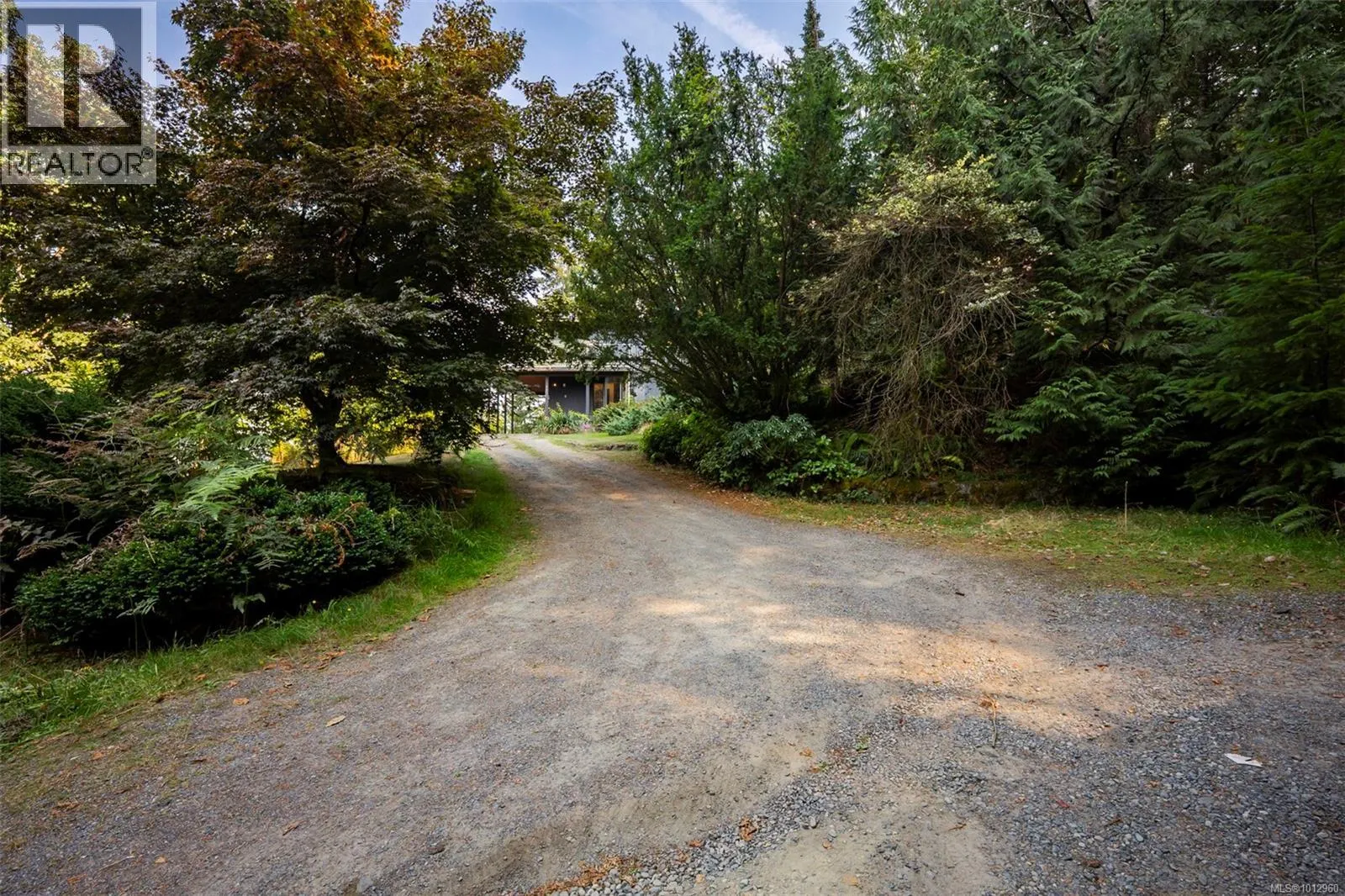 5207 Lost Lake Rd