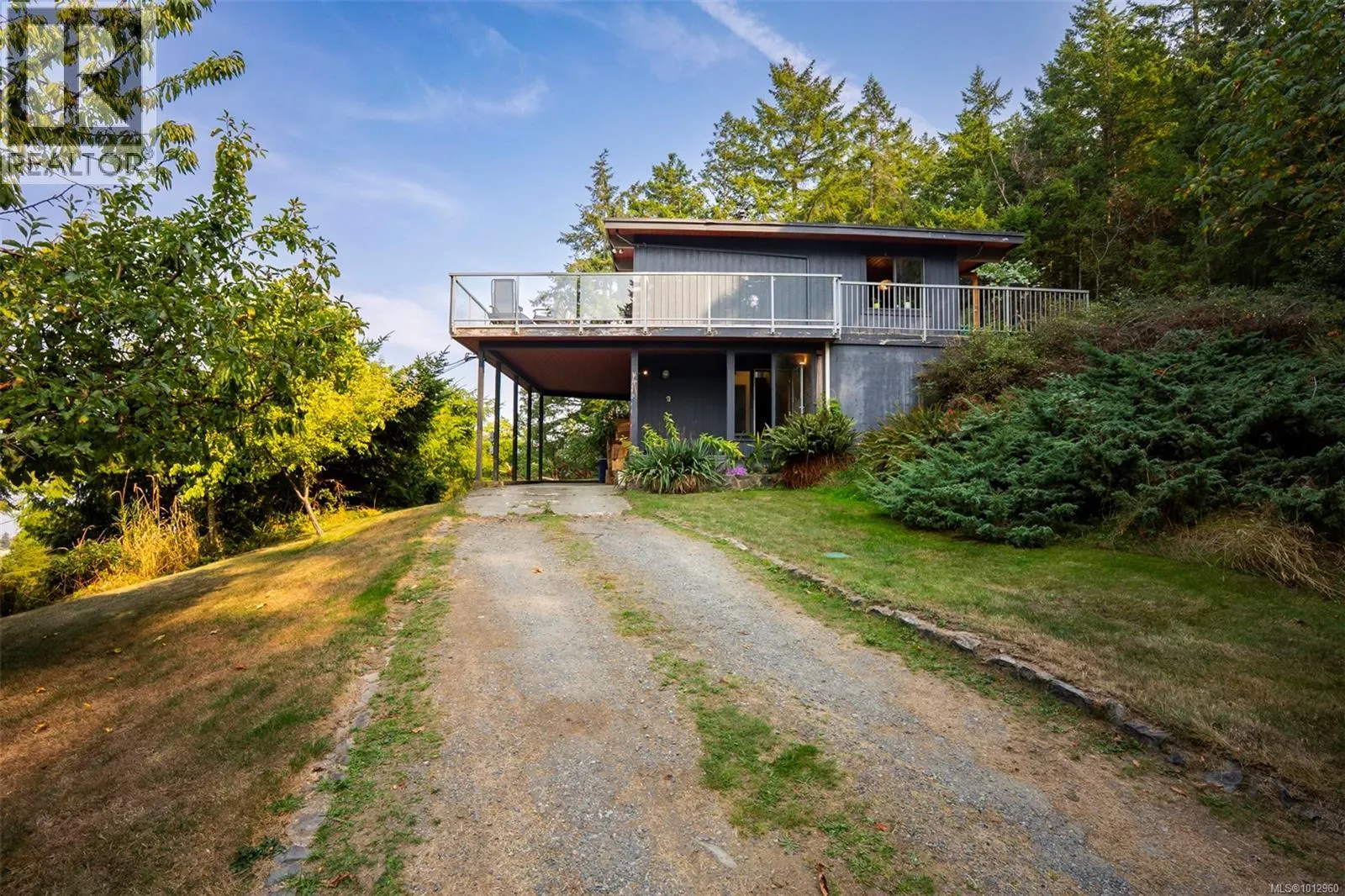 5207 Lost Lake Rd