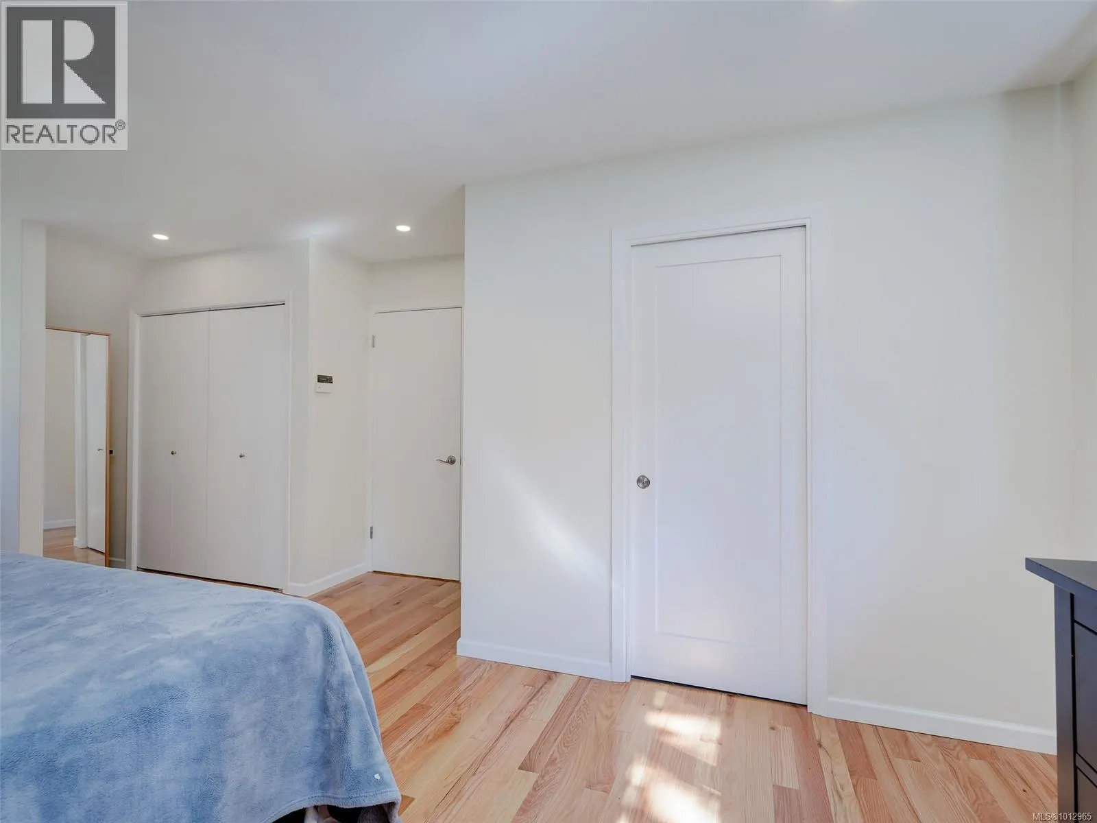 5133 Santa Clara Ave