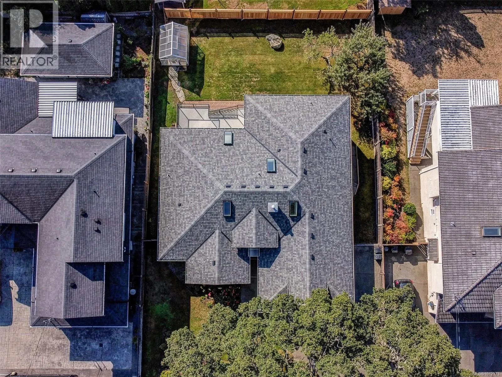 877 Beckwith Ave