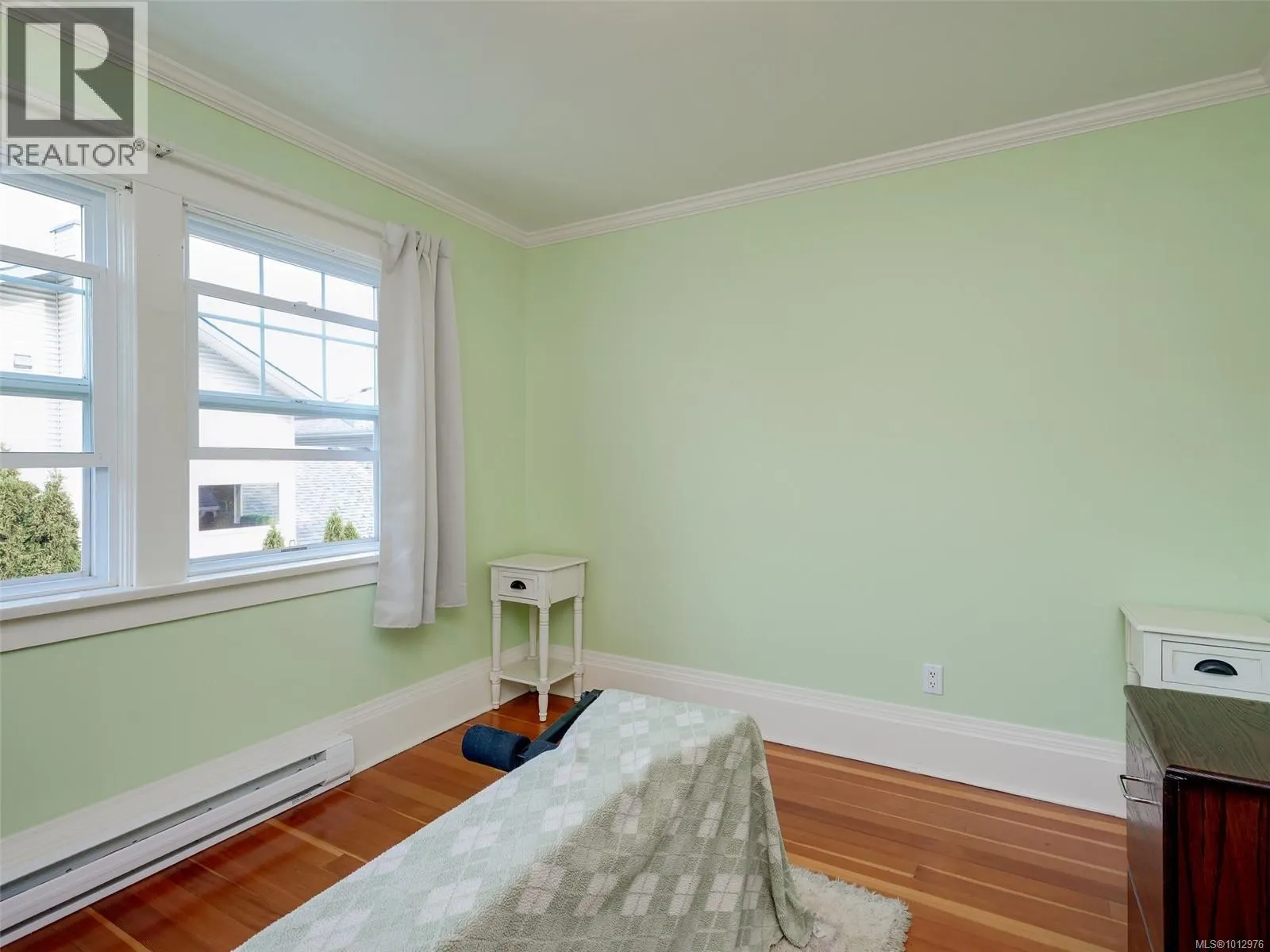 576 Obed Ave