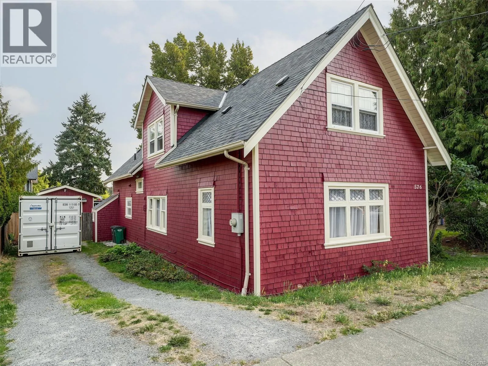 576 Obed Ave