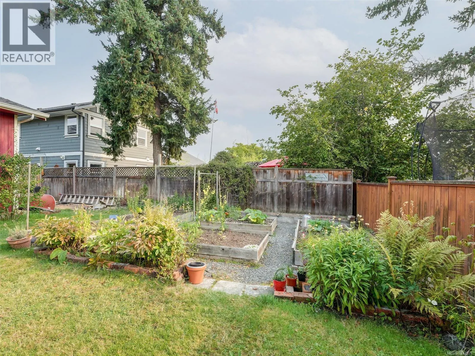 576 Obed Ave