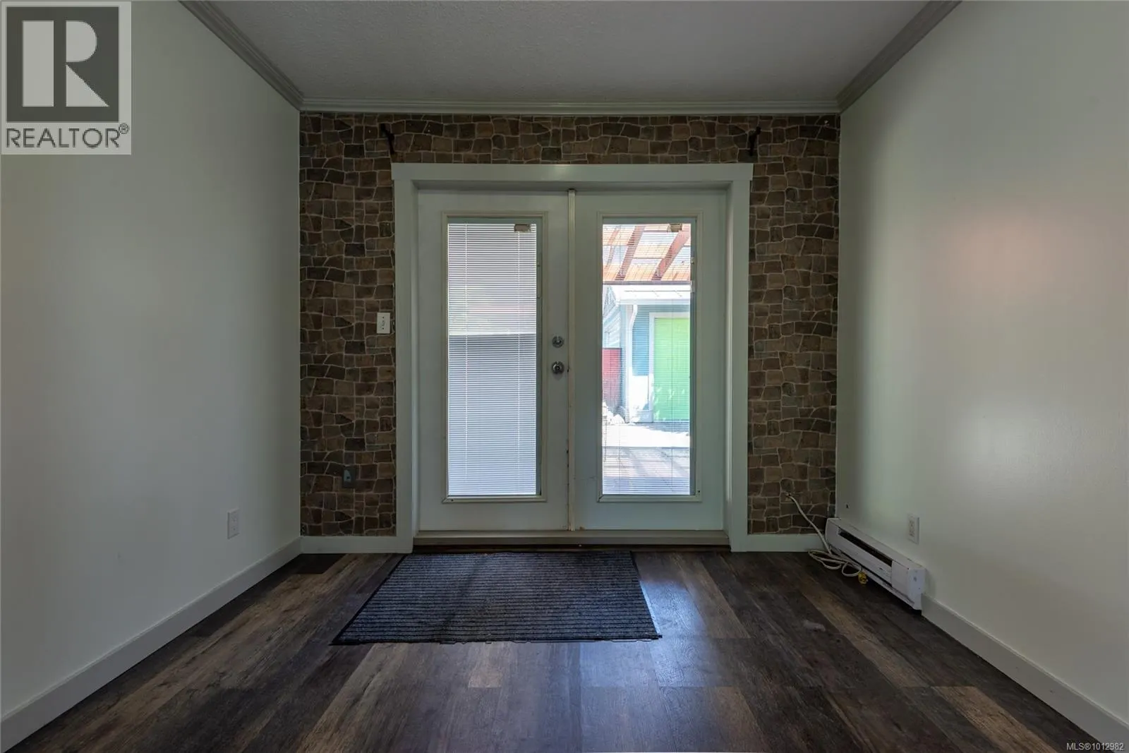 564 Holm Rd