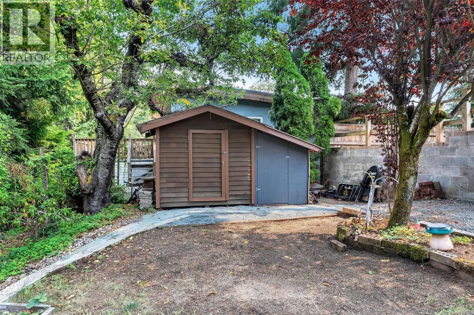 2920 Haliday Cres