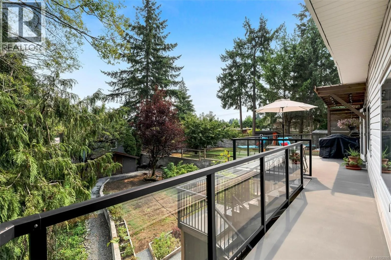 2920 Haliday Cres