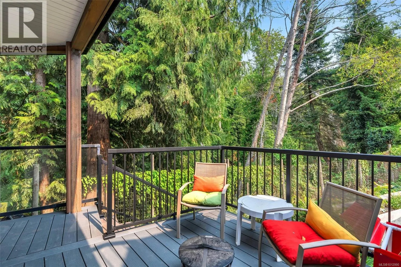2920 Haliday Cres