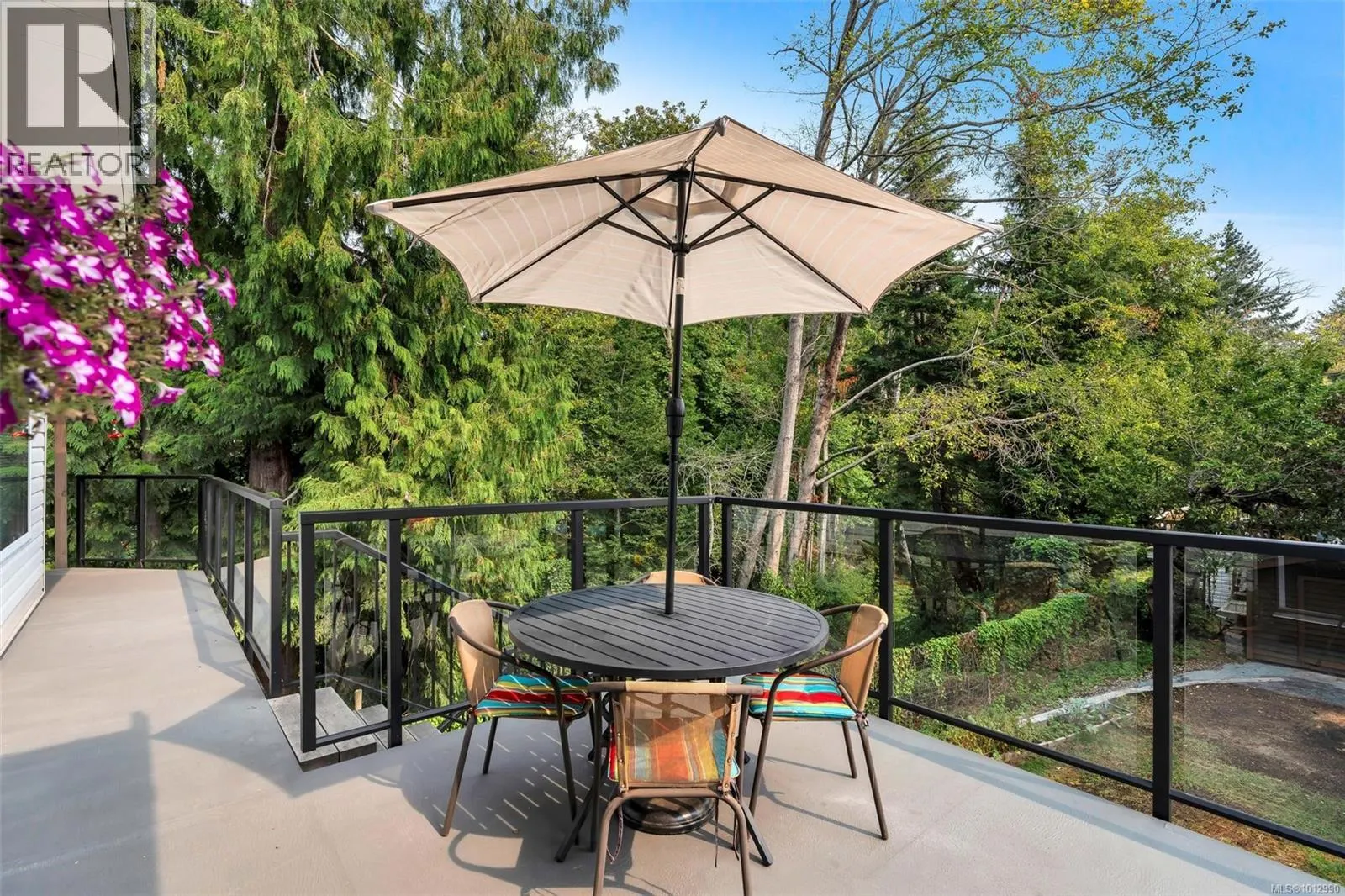 2920 Haliday Cres