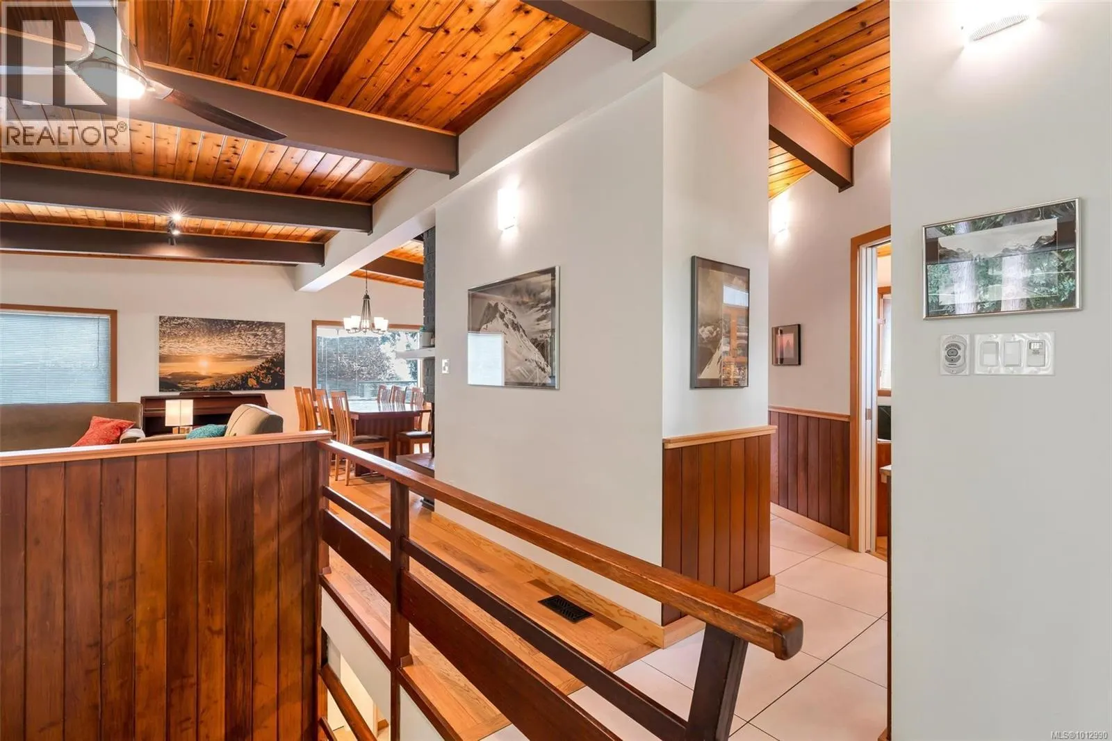 2920 Haliday Cres