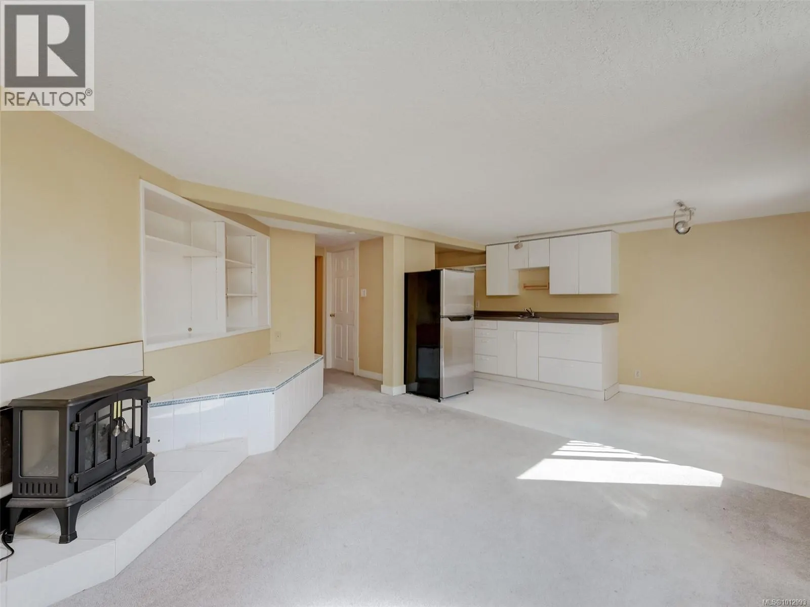 335 Wilson St