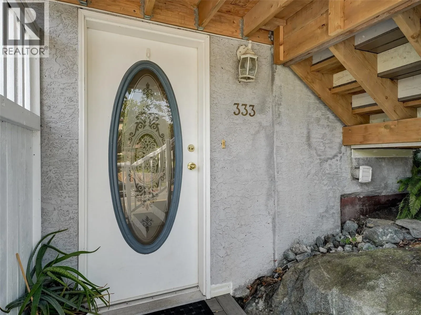 335 Wilson St
