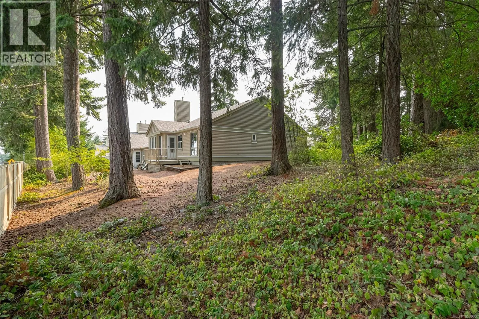 5998 Waterton Dr